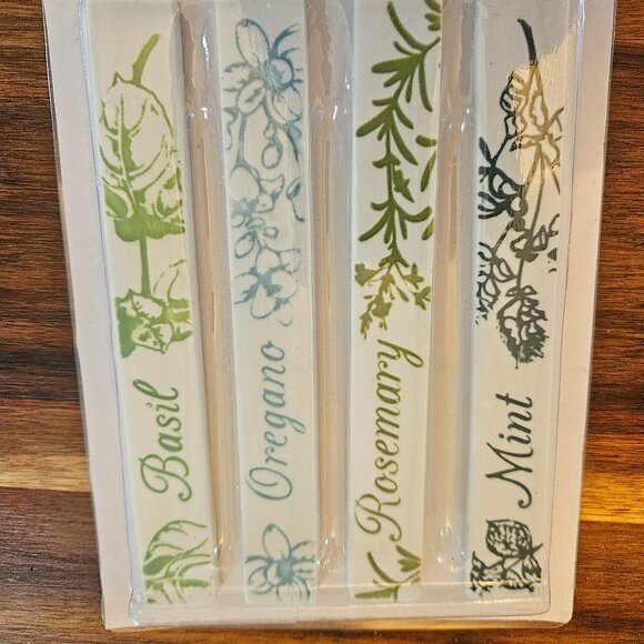 GARDEN PARTY 4 PIECE HERB STAKES MINT, ROSEMARY, BASILOREGENO - Picture 3 of 3